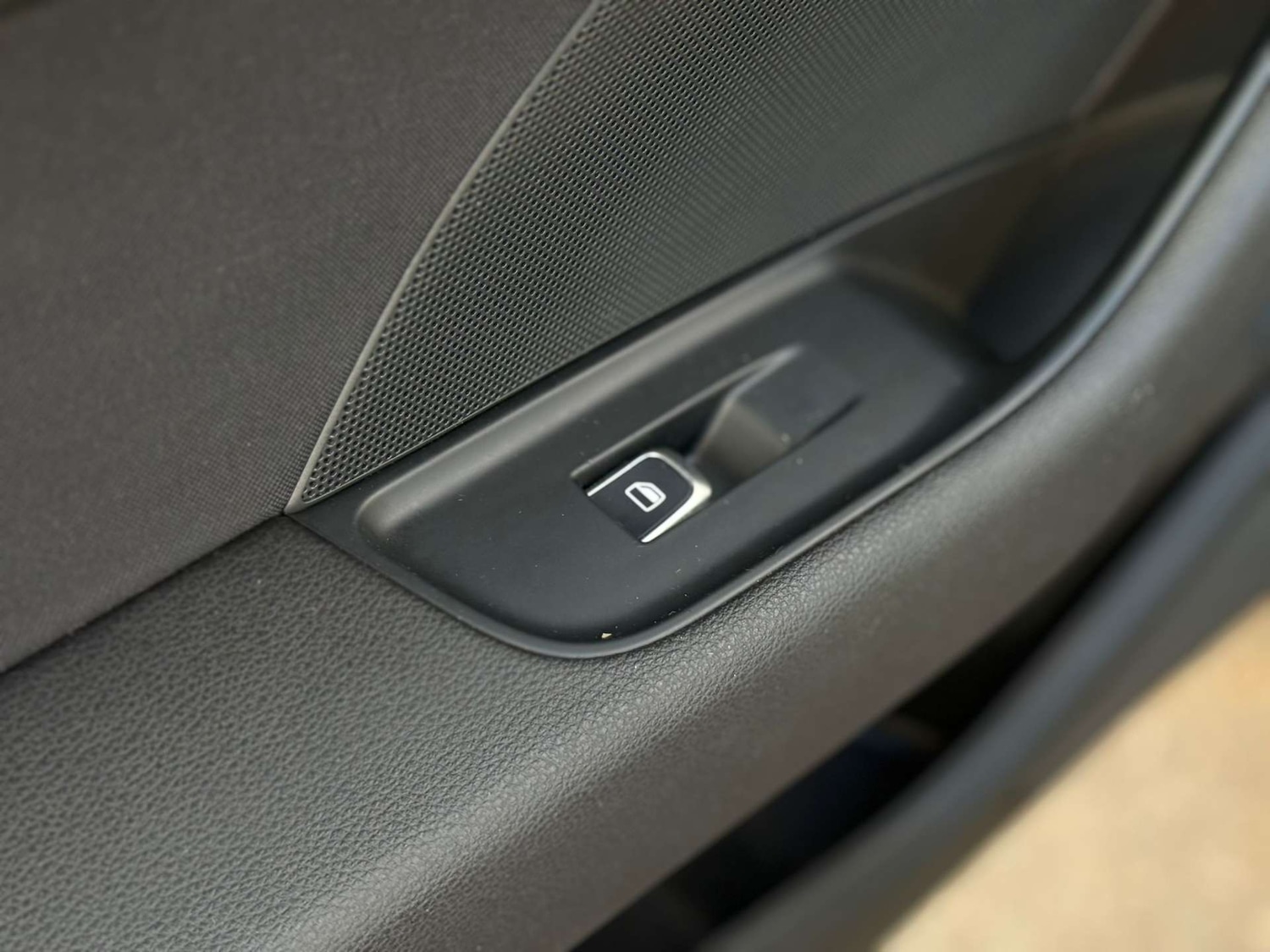 Used Audi A3 2016 for sale - 77262816: Photo 40