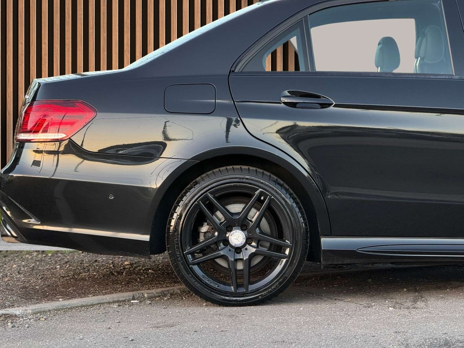 Used Mercedes-Benz E Class 2015 for sale - 77022509: Photo 11