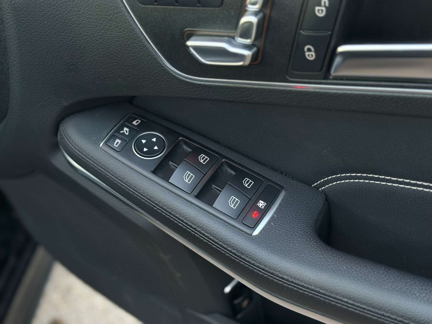 Used Mercedes-Benz E Class 2015 for sale - 77022509: Photo 21