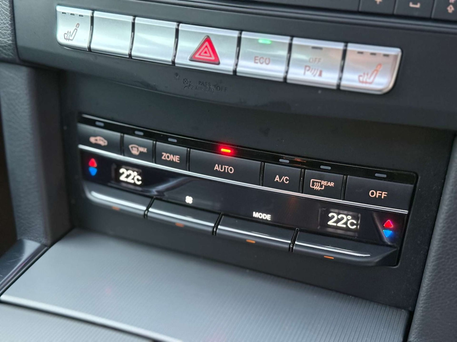 Used Mercedes-Benz E Class 2015 for sale - 77022509: Photo 32