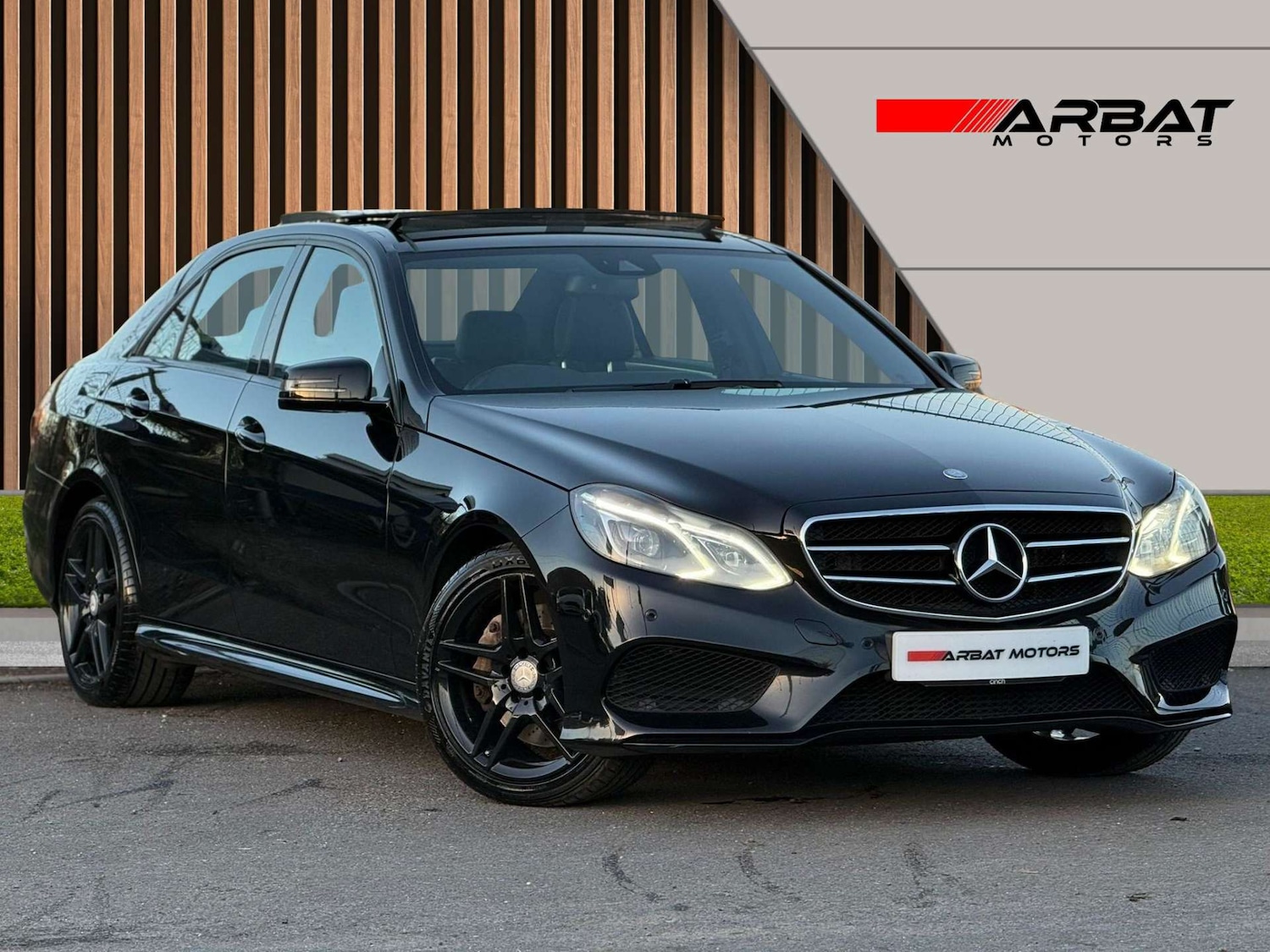 Used Mercedes-Benz E Class 2015 for sale - 77022509: Photo 4