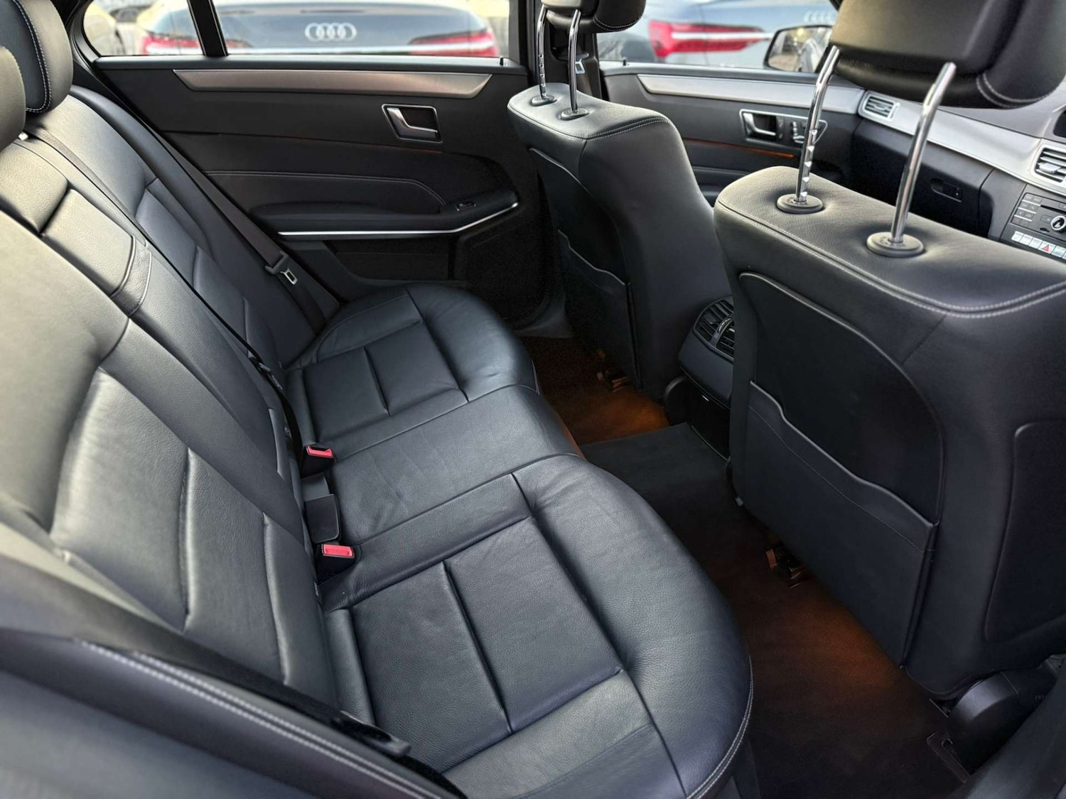 Used Mercedes-Benz E Class 2015 for sale - 77022509: Photo 41