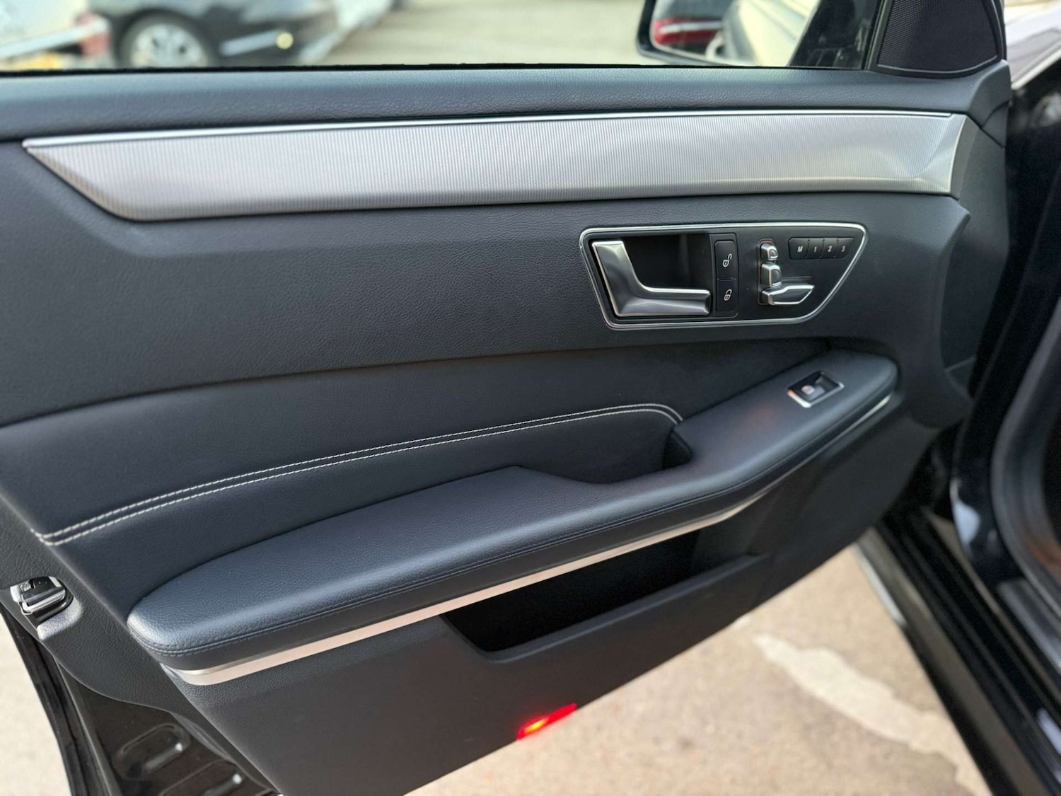 Used Mercedes-Benz E Class 2015 for sale - 77022509: Photo 44