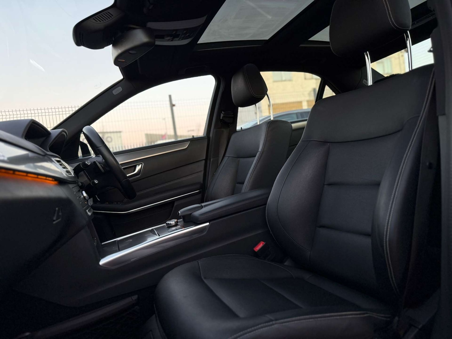 Used Mercedes-Benz E Class 2015 for sale - 77022509: Photo 47