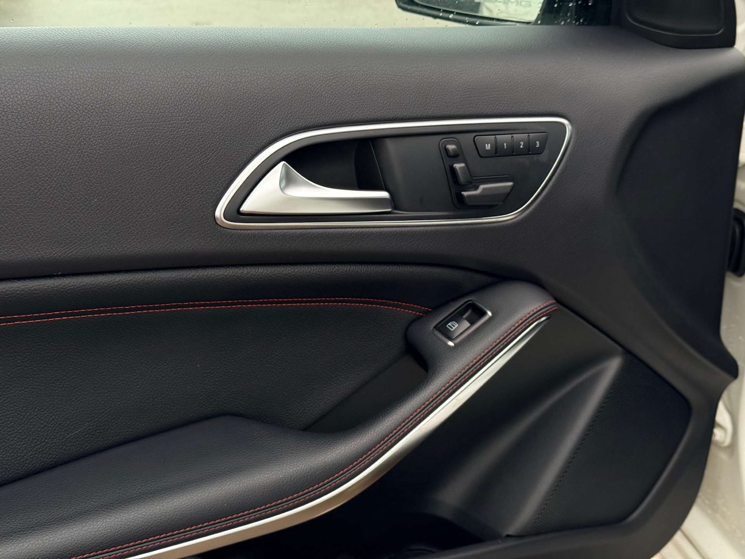 Used Mercedes-Benz A-Class 2014 for sale - 77227762: Photo 41