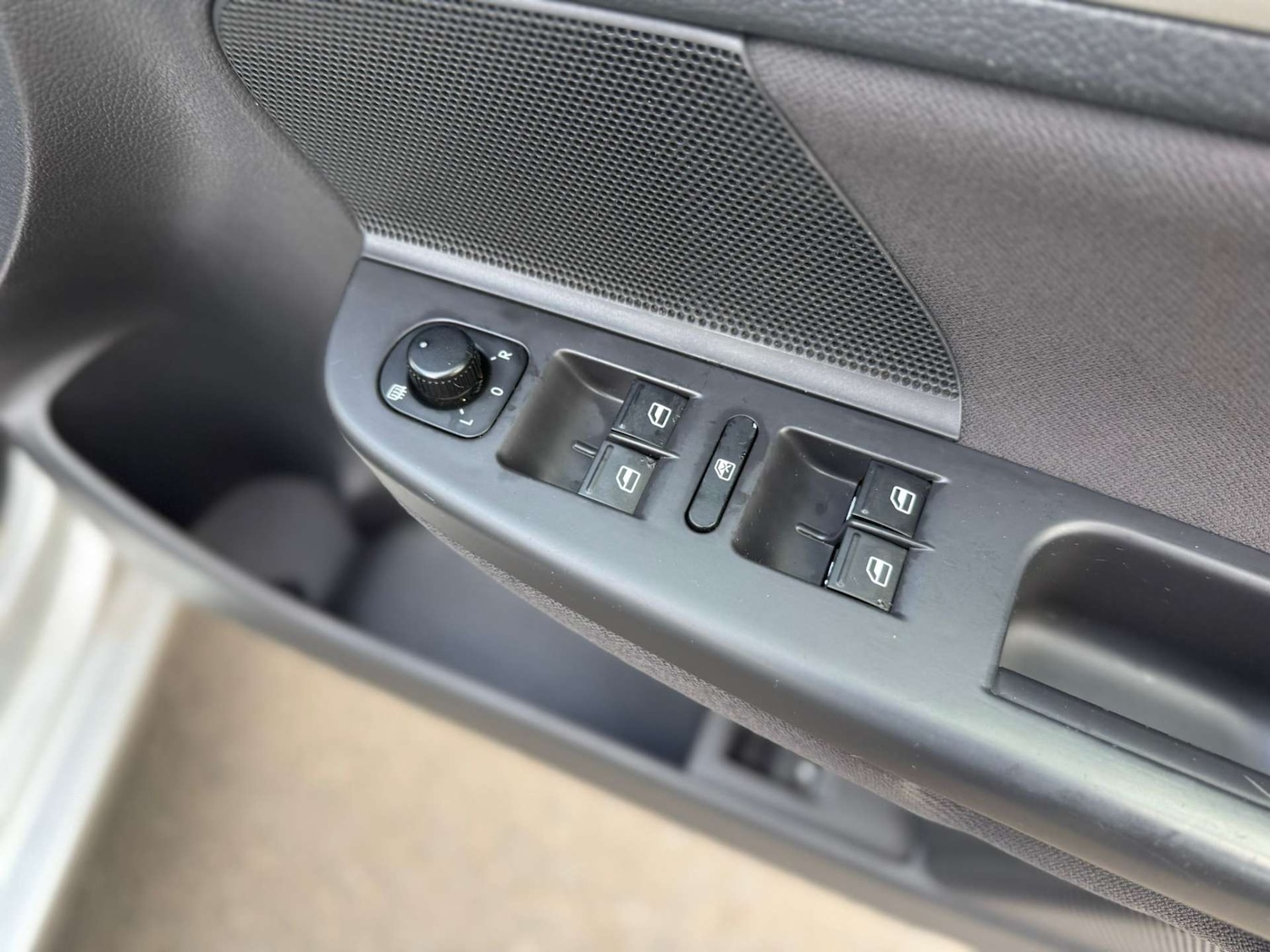 Used Volkswagen Golf 2008 for sale - 77055552: Photo 9