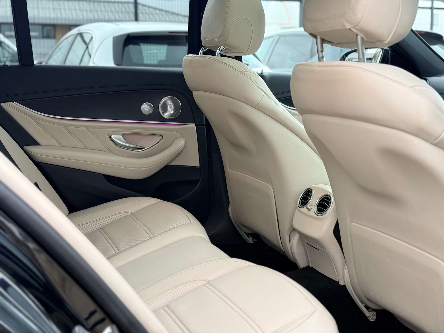 Used Mercedes-Benz E Class 2018 for sale - 76896333: Photo 25