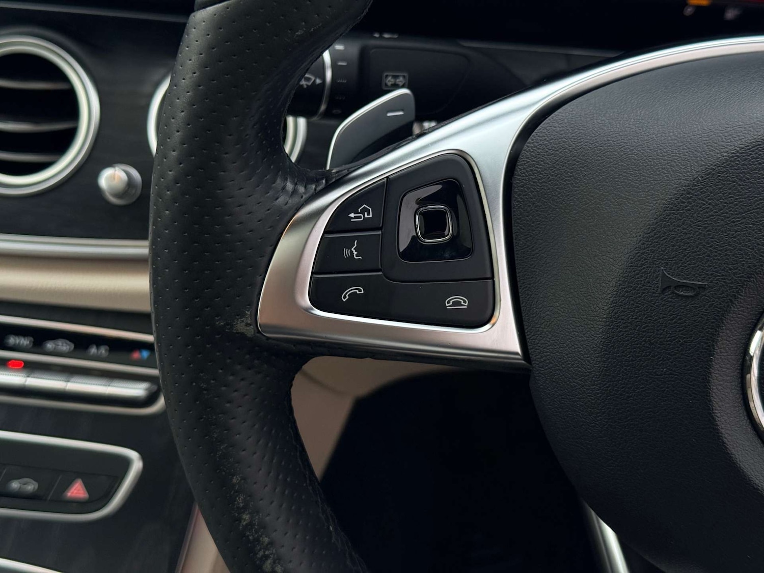 Used Mercedes-Benz E Class 2018 for sale - 76896333: Photo 35