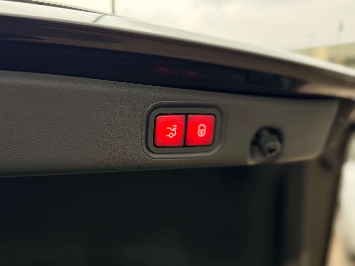 Used Mercedes-Benz E Class 2018 for sale - 76896333: Photo 38