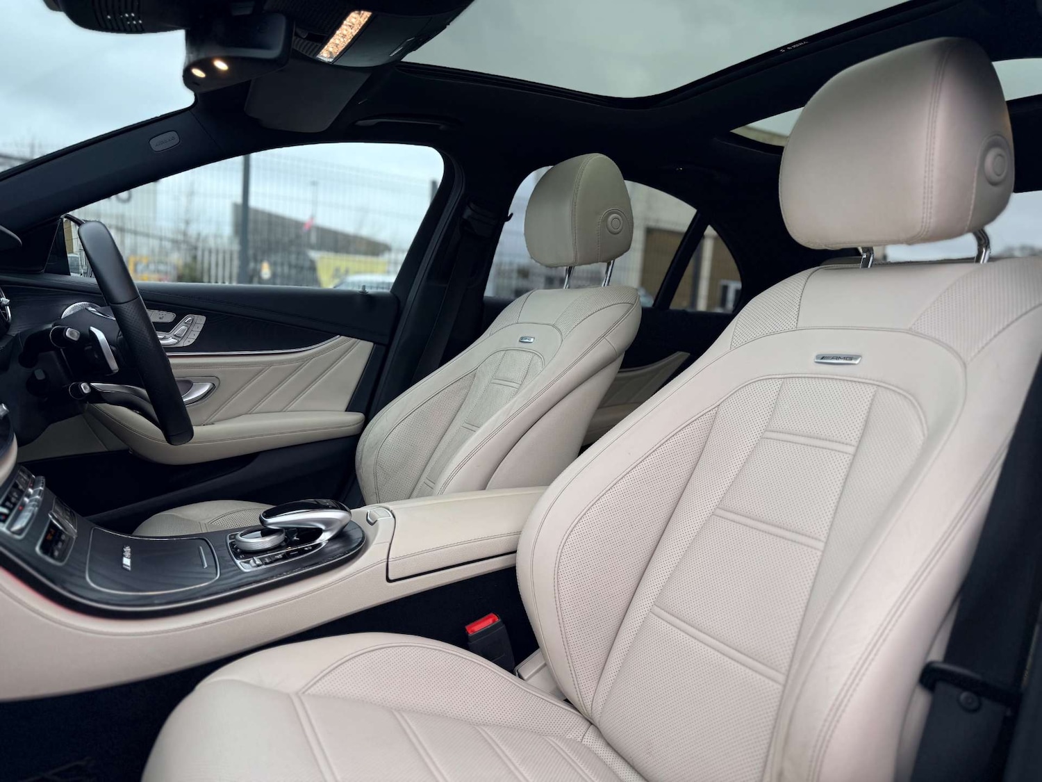 Used Mercedes-Benz E Class 2018 for sale - 76896333: Photo 54