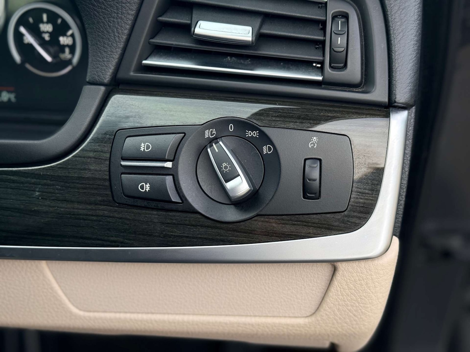 Used BMW 5 Series 2015 for sale - 76896296: Photo 37