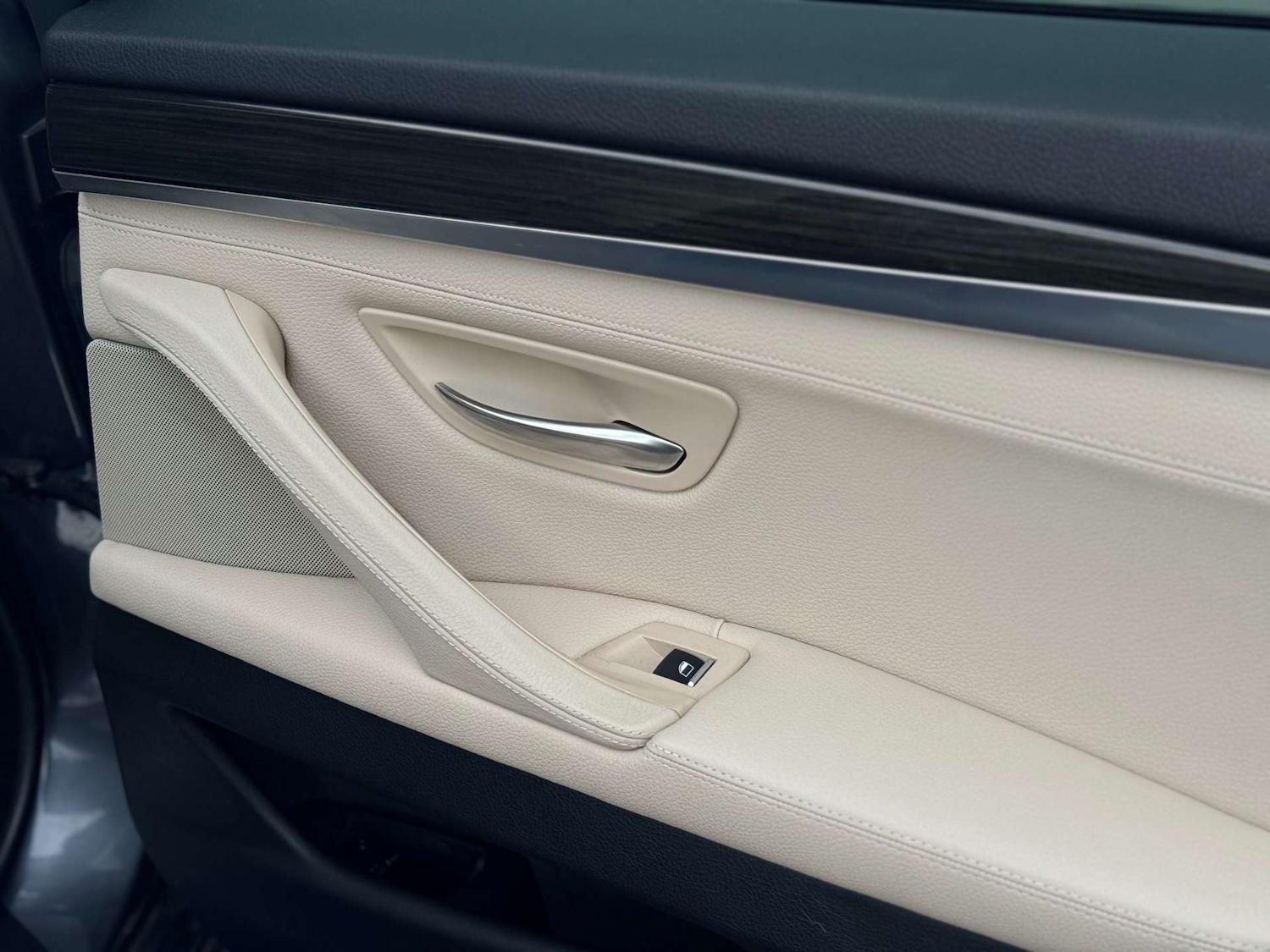 Used BMW 5 Series 2015 for sale - 76896296: Photo 45