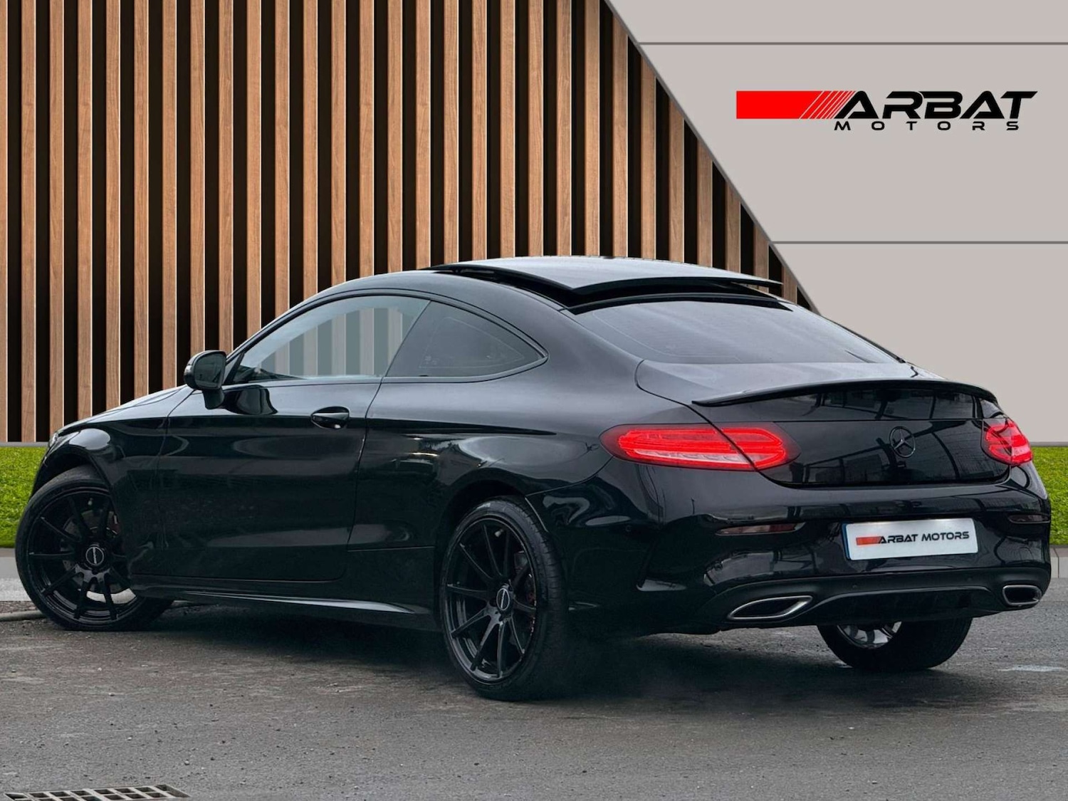 Used Mercedes-Benz C Class 2018 for sale - 77249245: Photo 3