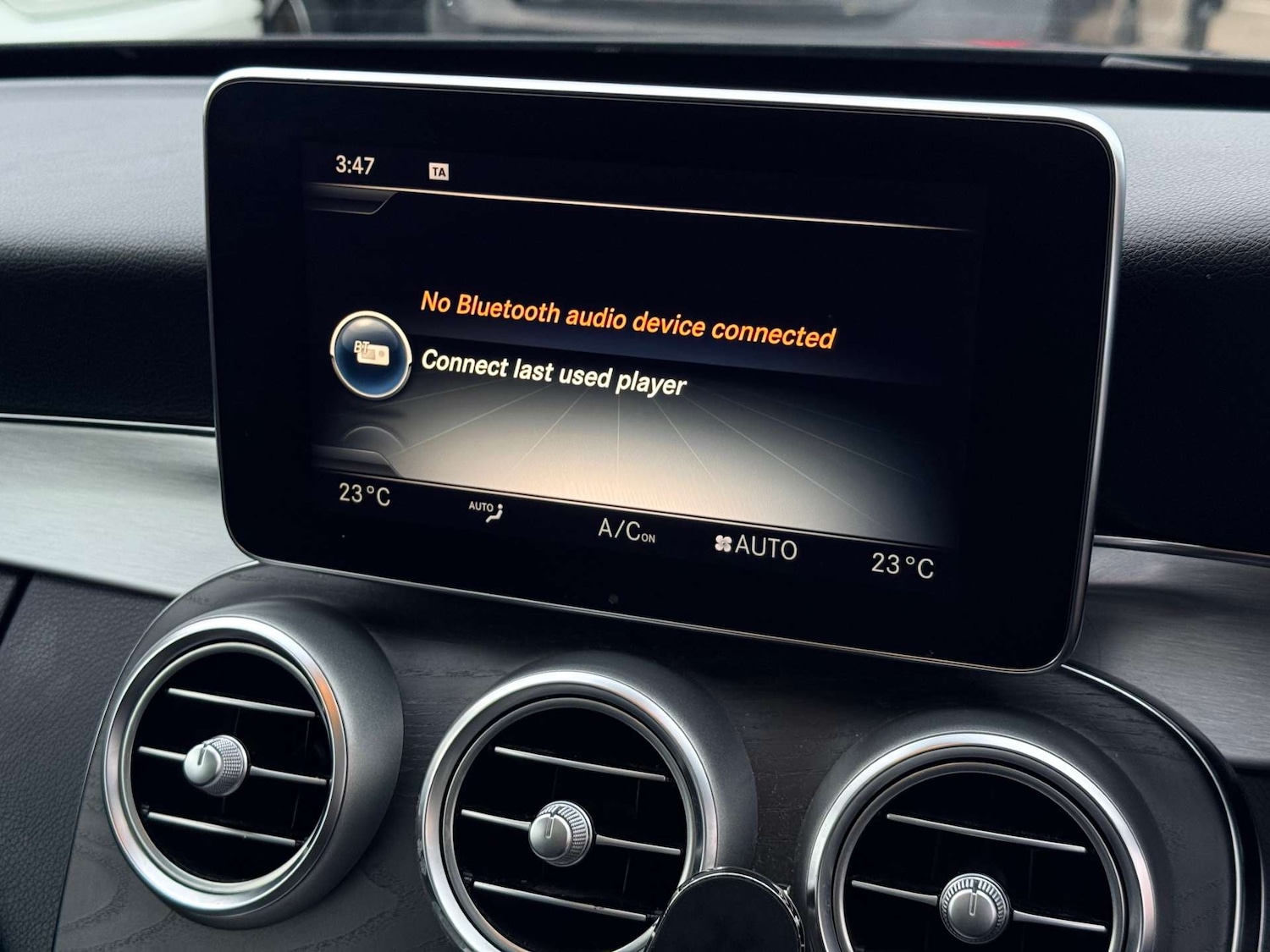 Used Mercedes-Benz C Class 2018 for sale - 77249245: Photo 32