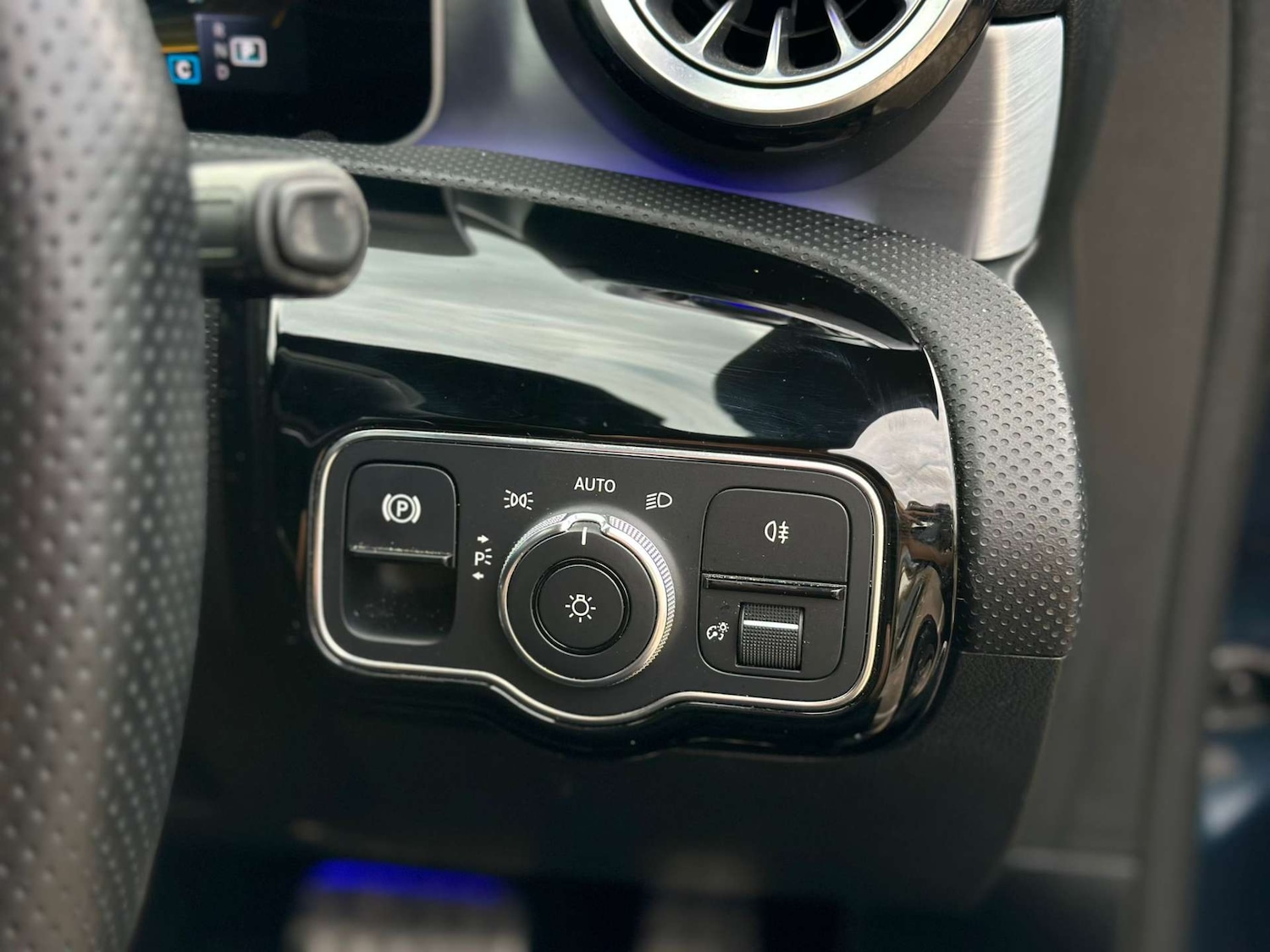 Used Mercedes-Benz A-Class 2020 for sale - 76896332: Photo 21