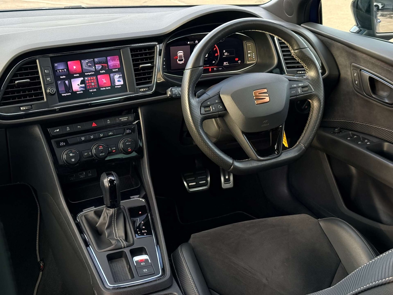 Used SEAT Leon 2019 for sale - 77127313: Photo 2