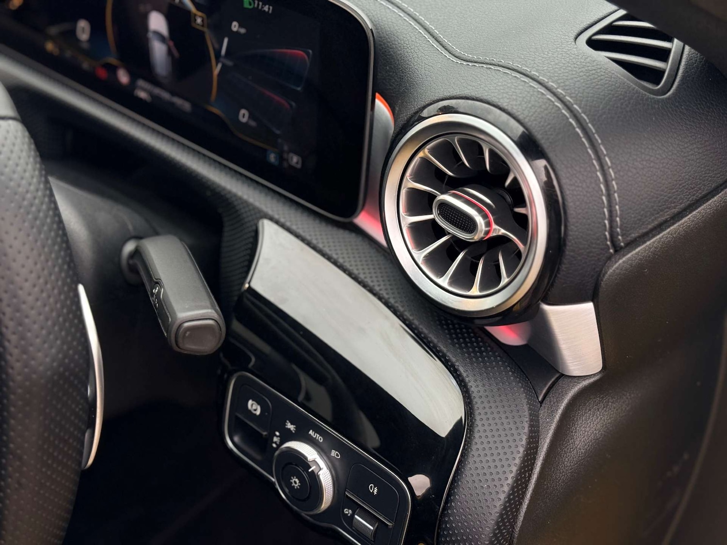 Used Mercedes-Benz A-Class 2019 for sale - 76896304: Photo 17