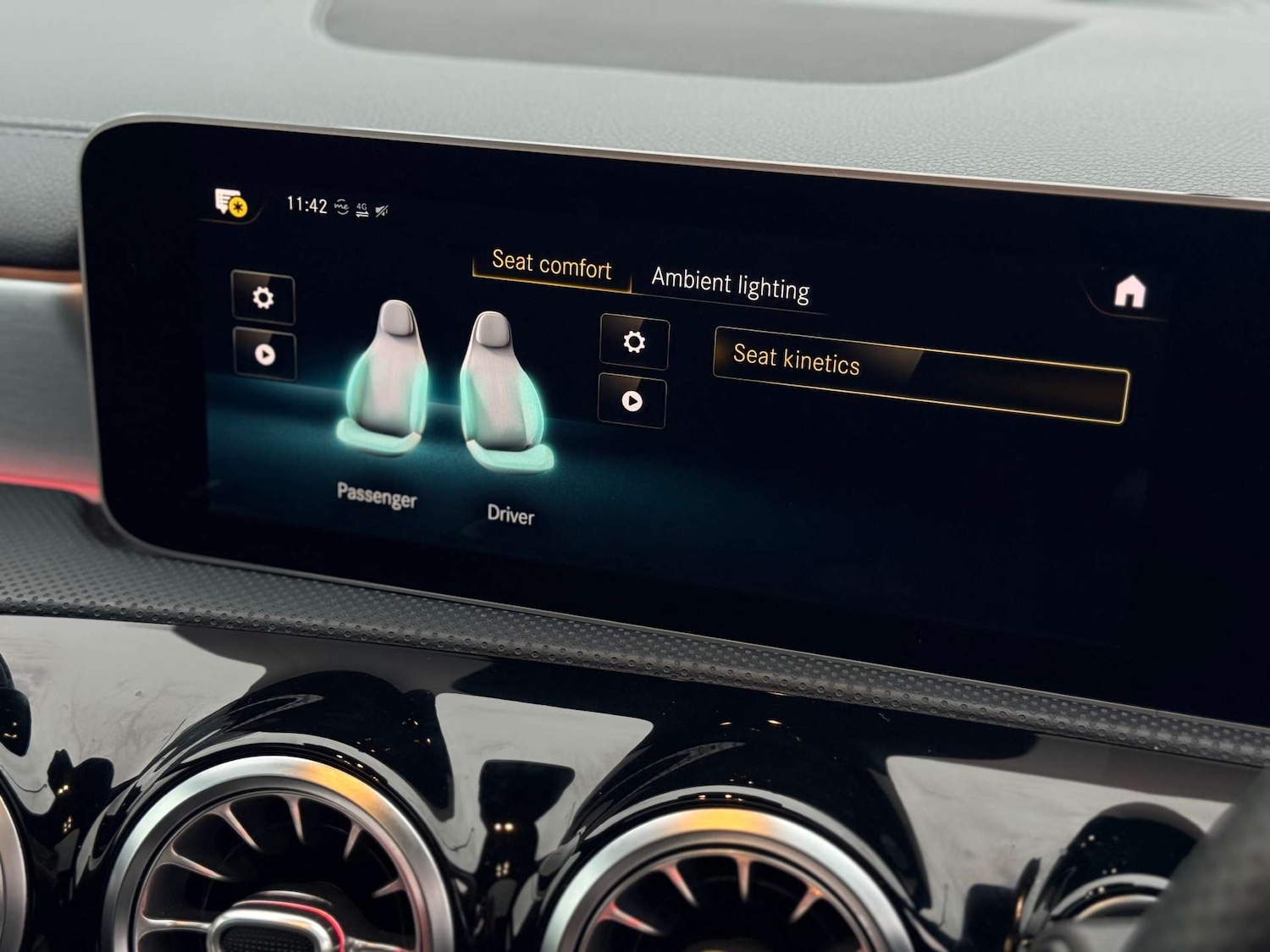 Used Mercedes-Benz A-Class 2019 for sale - 76896304: Photo 30