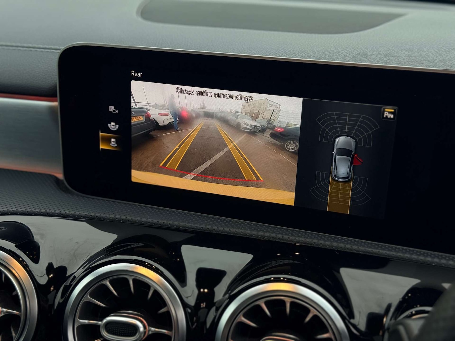 Used Mercedes-Benz A-Class 2019 for sale - 76896304: Photo 31