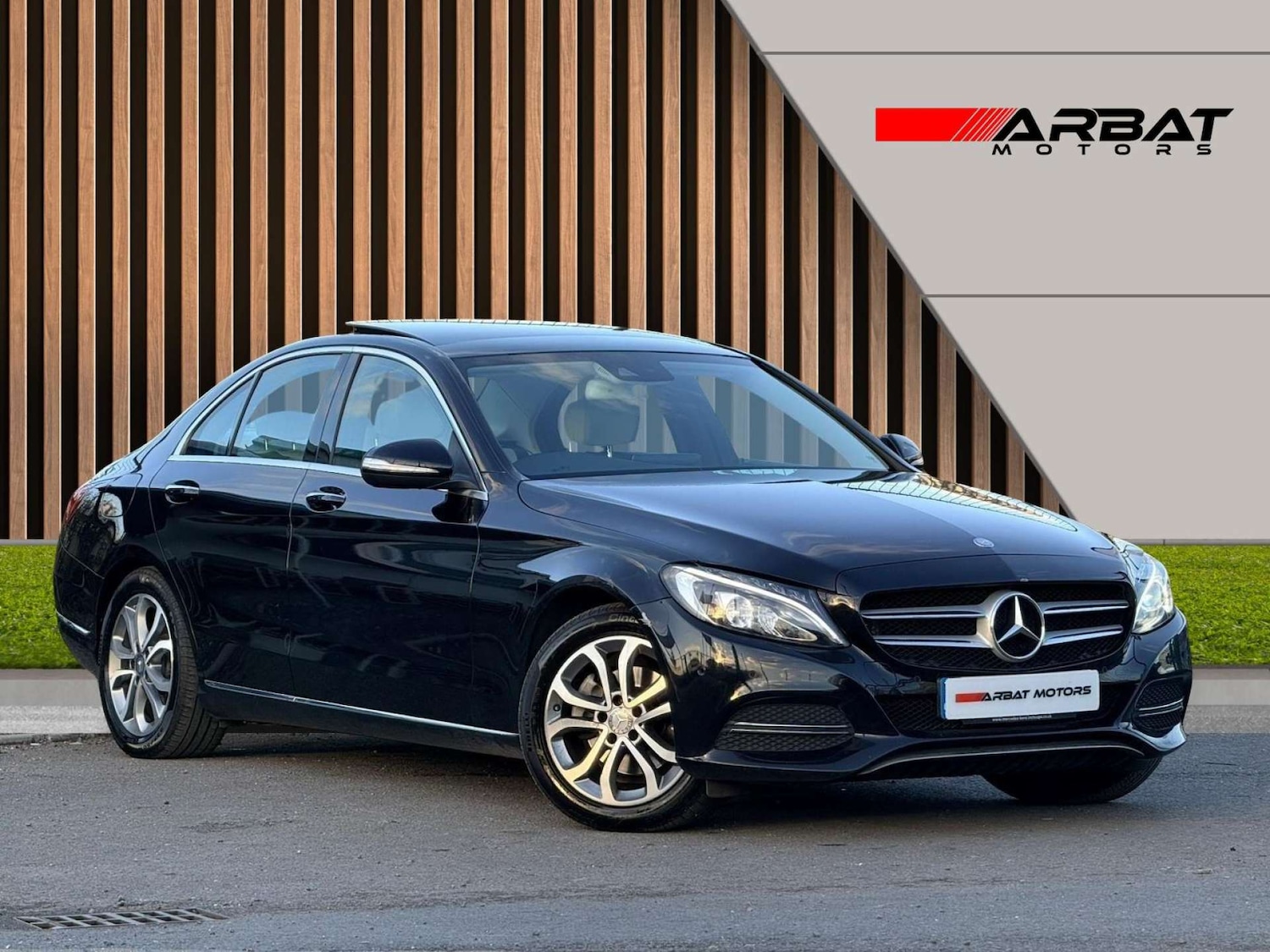 Used Mercedes-Benz C Class 2014 for sale - 76921234: Photo 1