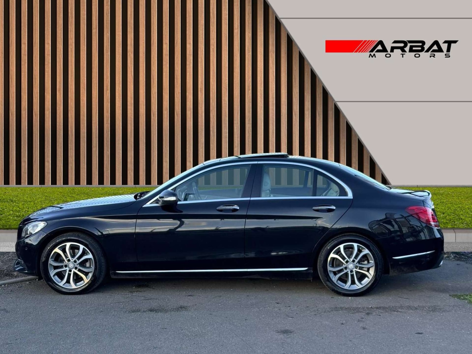 Used Mercedes-Benz C Class 2014 for sale - 76921234: Photo 10