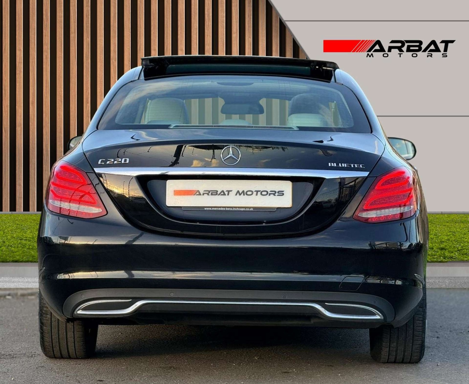 Used Mercedes-Benz C Class 2014 for sale - 76921234: Photo 11