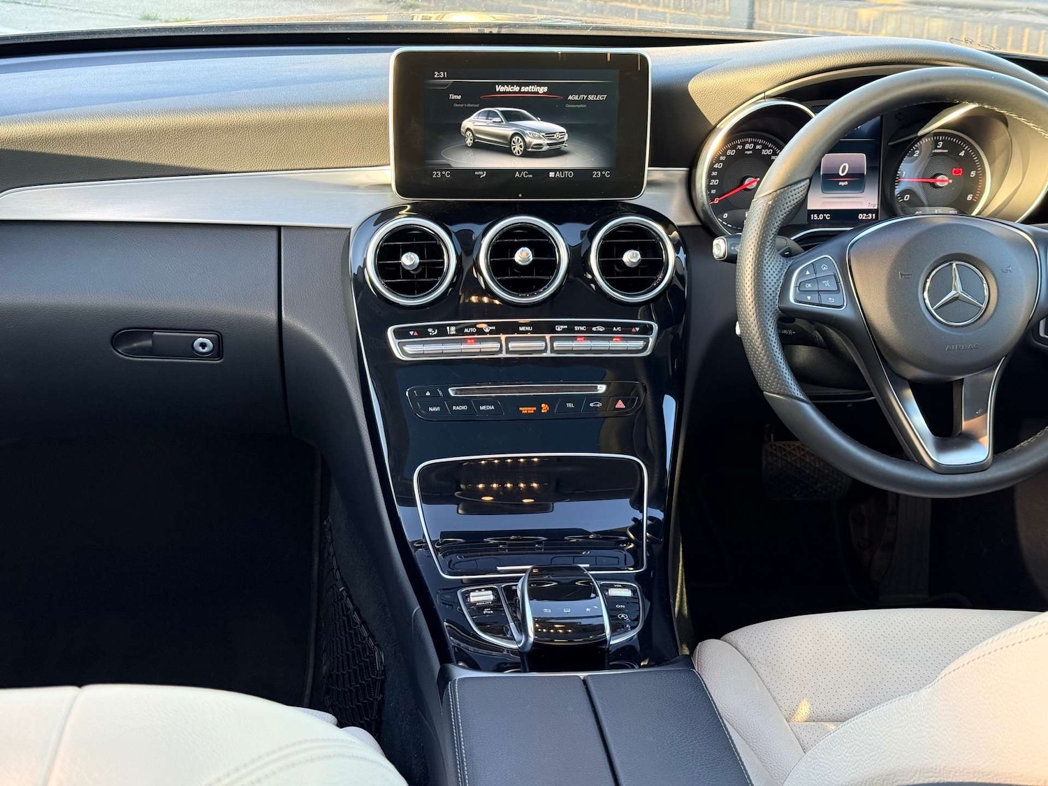 Used Mercedes-Benz C Class 2014 for sale - 76921234: Photo 15