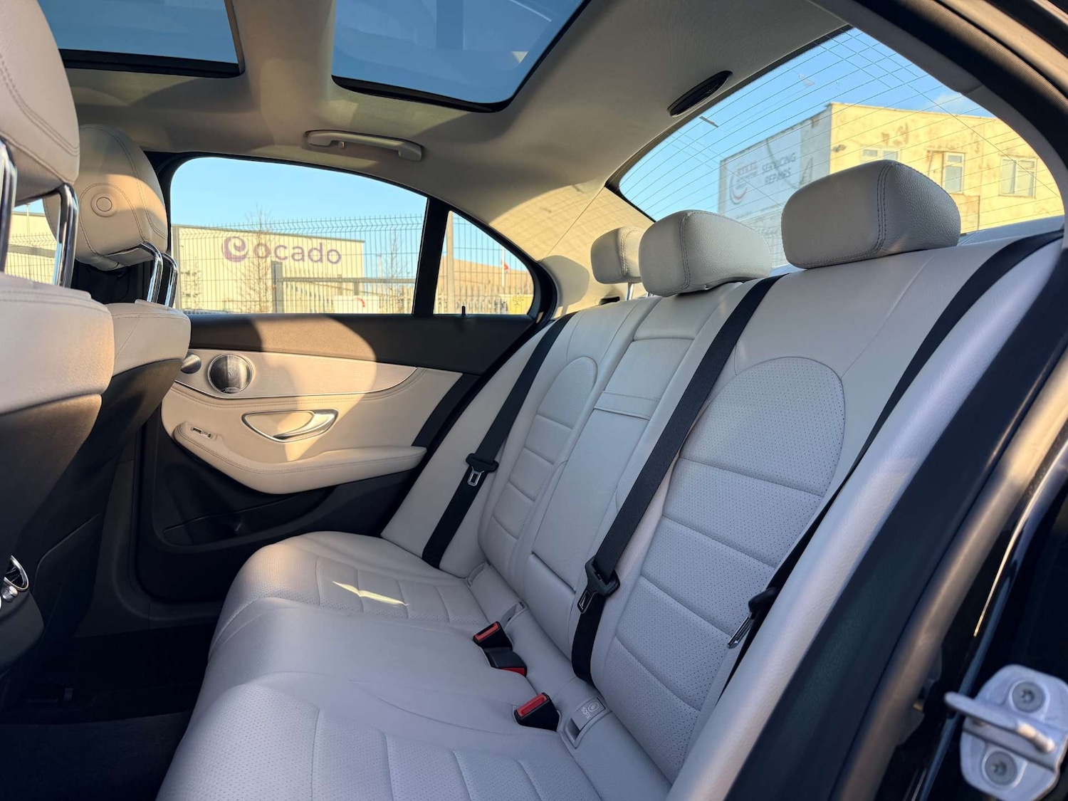 Used Mercedes-Benz C Class 2014 for sale - 76921234: Photo 23