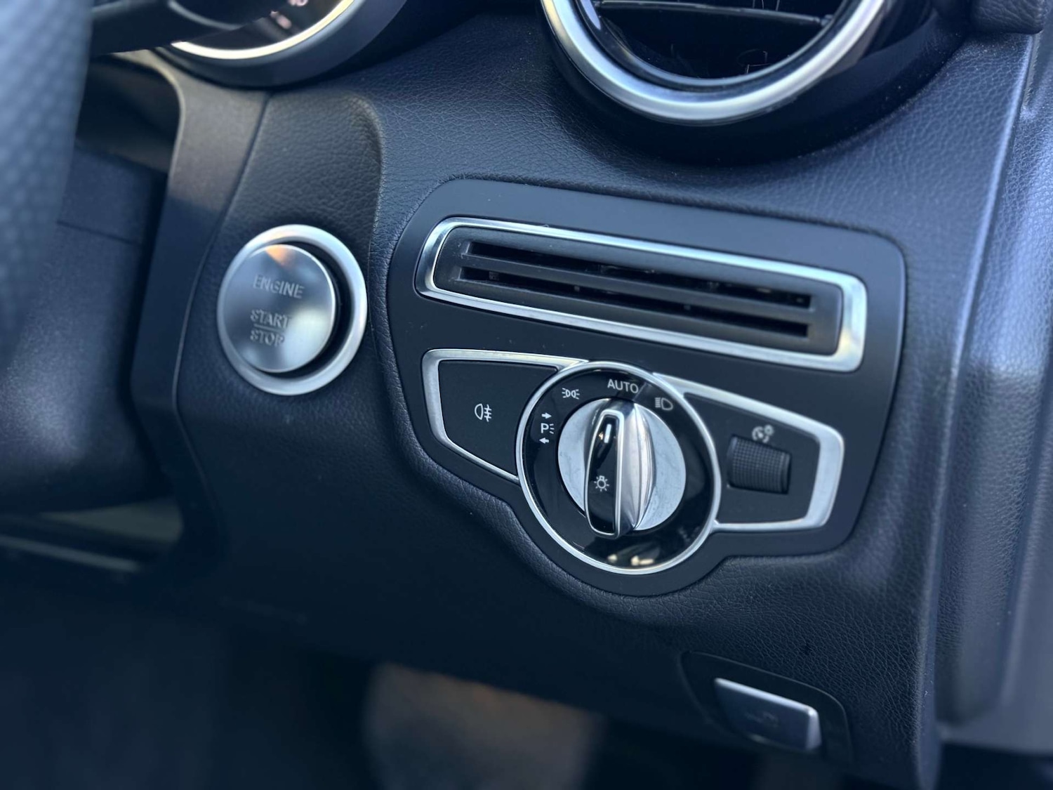 Used Mercedes-Benz C Class 2014 for sale - 76921234: Photo 25