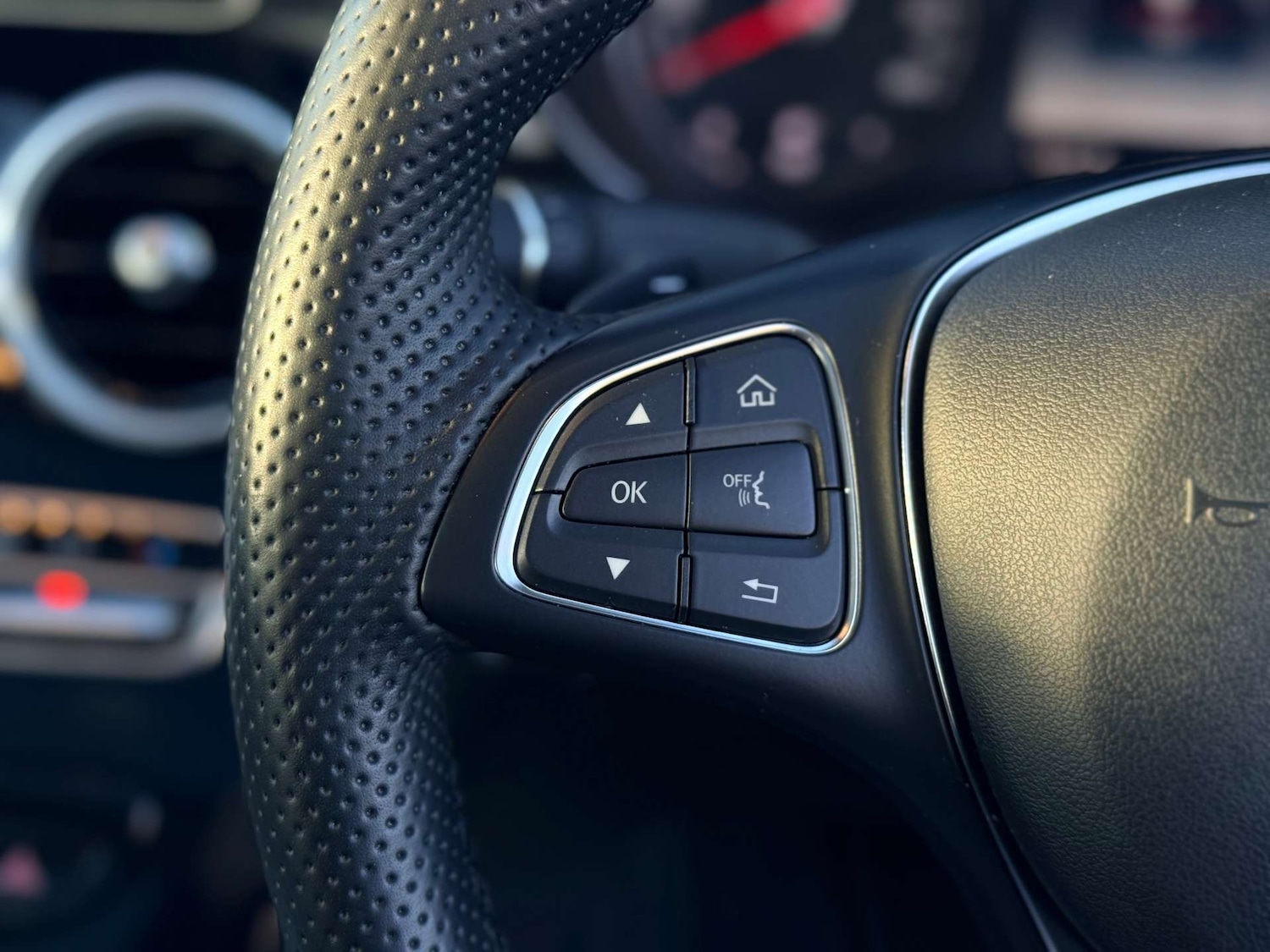 Used Mercedes-Benz C Class 2014 for sale - 76921234: Photo 28