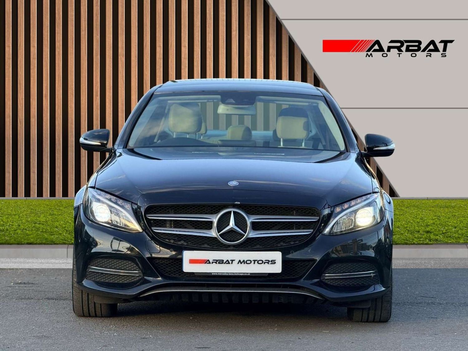 Used Mercedes-Benz C Class 2014 for sale - 76921234: Photo 4