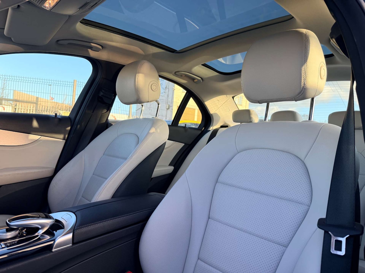 Used Mercedes-Benz C Class 2014 for sale - 76921234: Photo 46