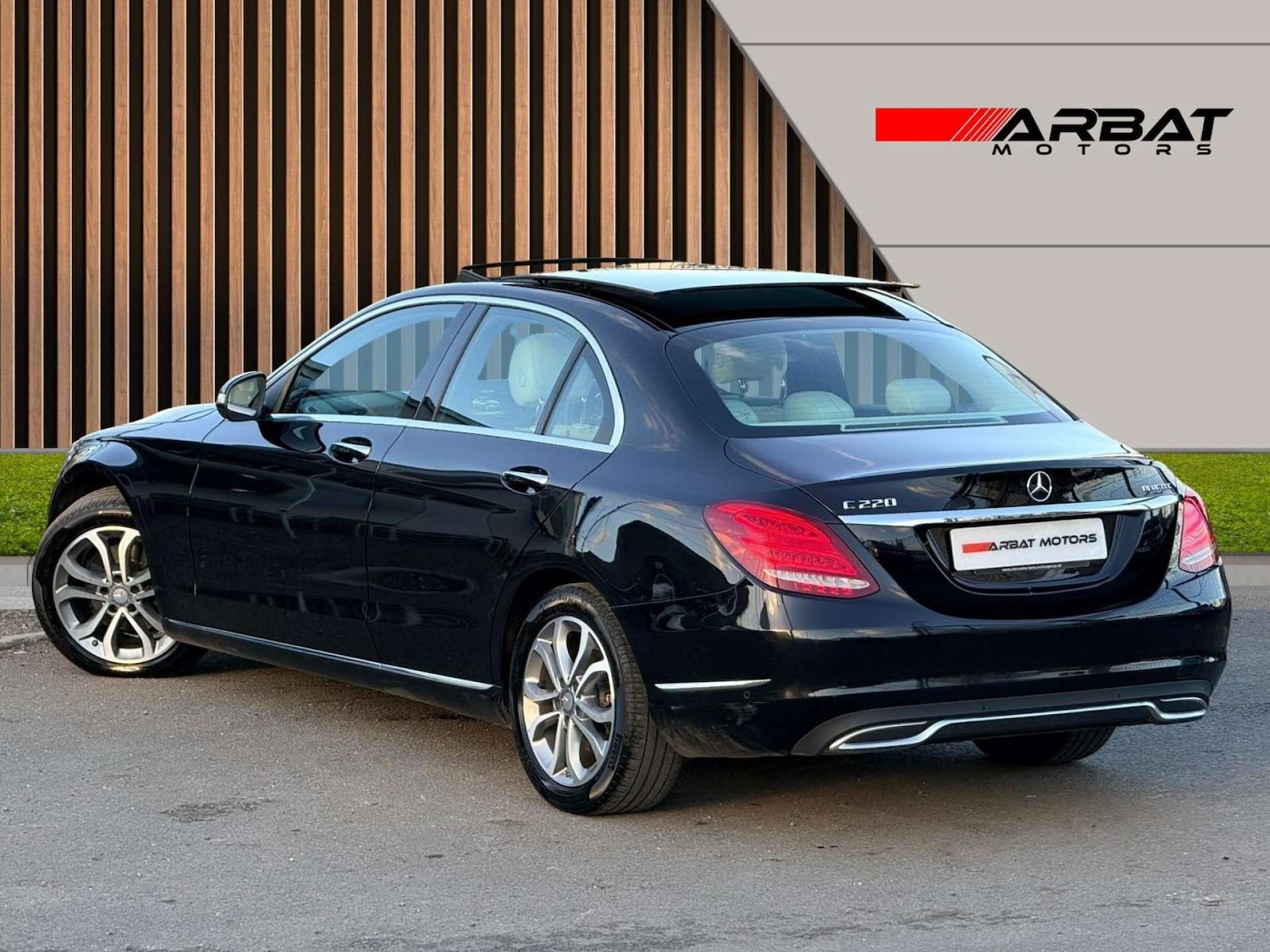 Used Mercedes-Benz C Class 2014 for sale - 76921234: Photo 6