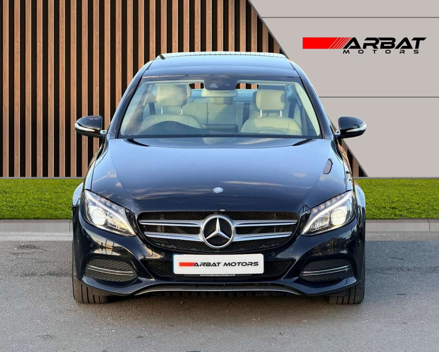 Used Mercedes-Benz C Class 2014 for sale - 76921234: Photo 8