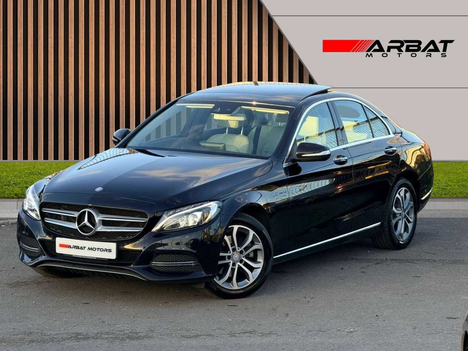 Used Mercedes-Benz C Class 2014 for sale - 76921234: Photo 9