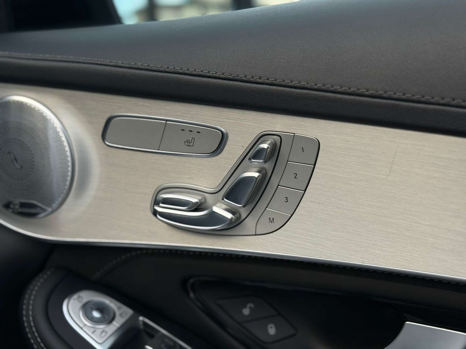 Used Mercedes-Benz GLC 2018 for sale - 77053560: Photo 28