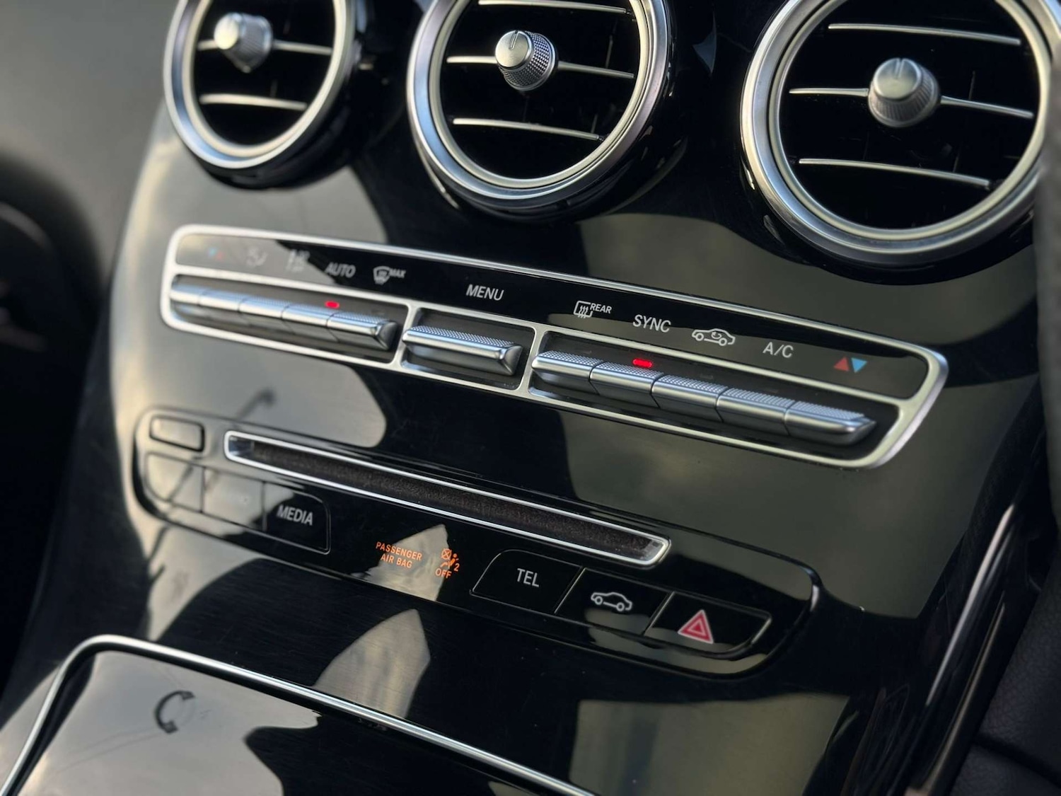 Used Mercedes-Benz GLC 2018 for sale - 77053560: Photo 40