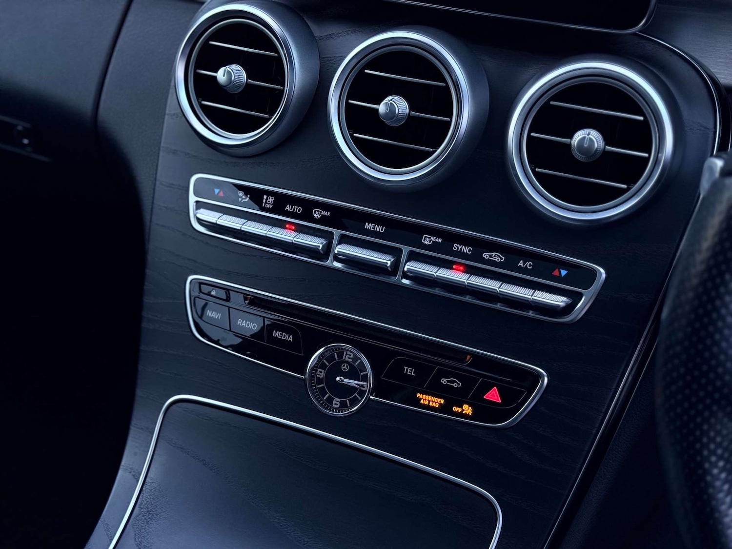 Used Mercedes-Benz C Class 2018 for sale - 76921256: Photo 27