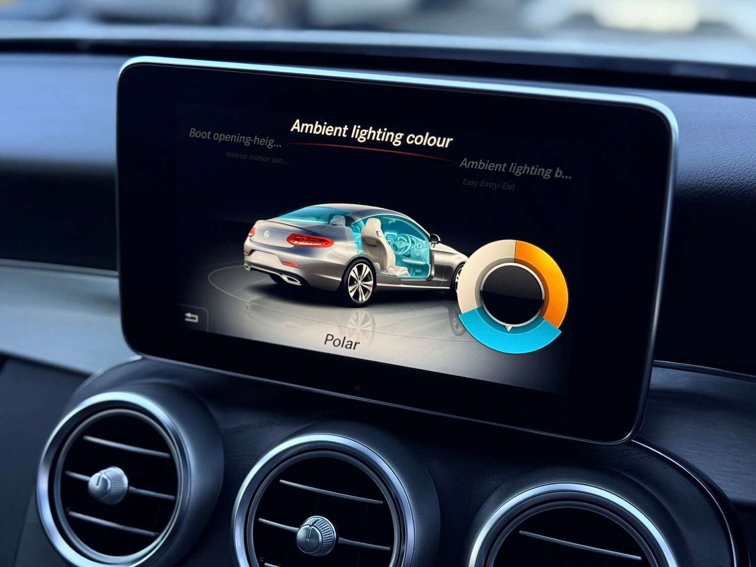 Used Mercedes-Benz C Class 2018 for sale - 76921256: Photo 35