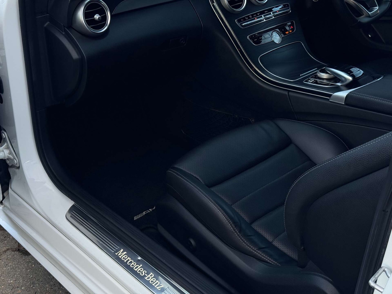 Used Mercedes-Benz C Class 2018 for sale - 76921256: Photo 43