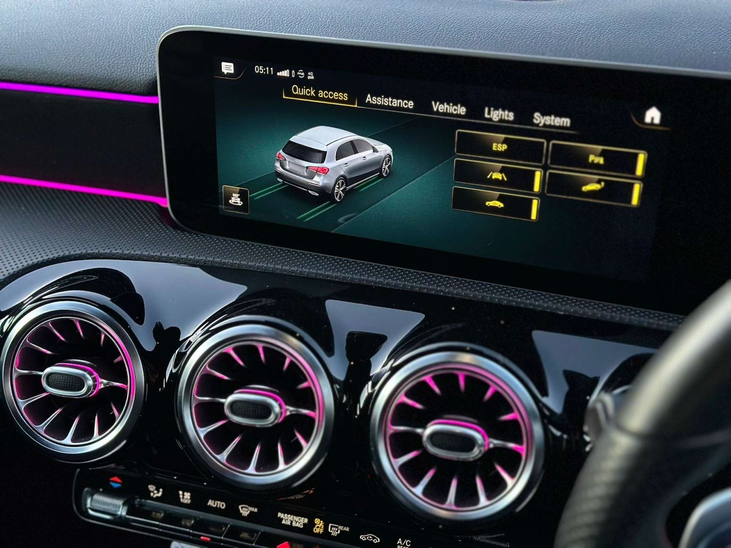 Used Mercedes-Benz A-Class 2019 for sale - 76896328: Photo 34