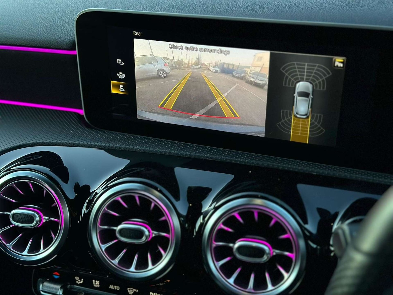 Used Mercedes-Benz A-Class 2019 for sale - 76896328: Photo 39