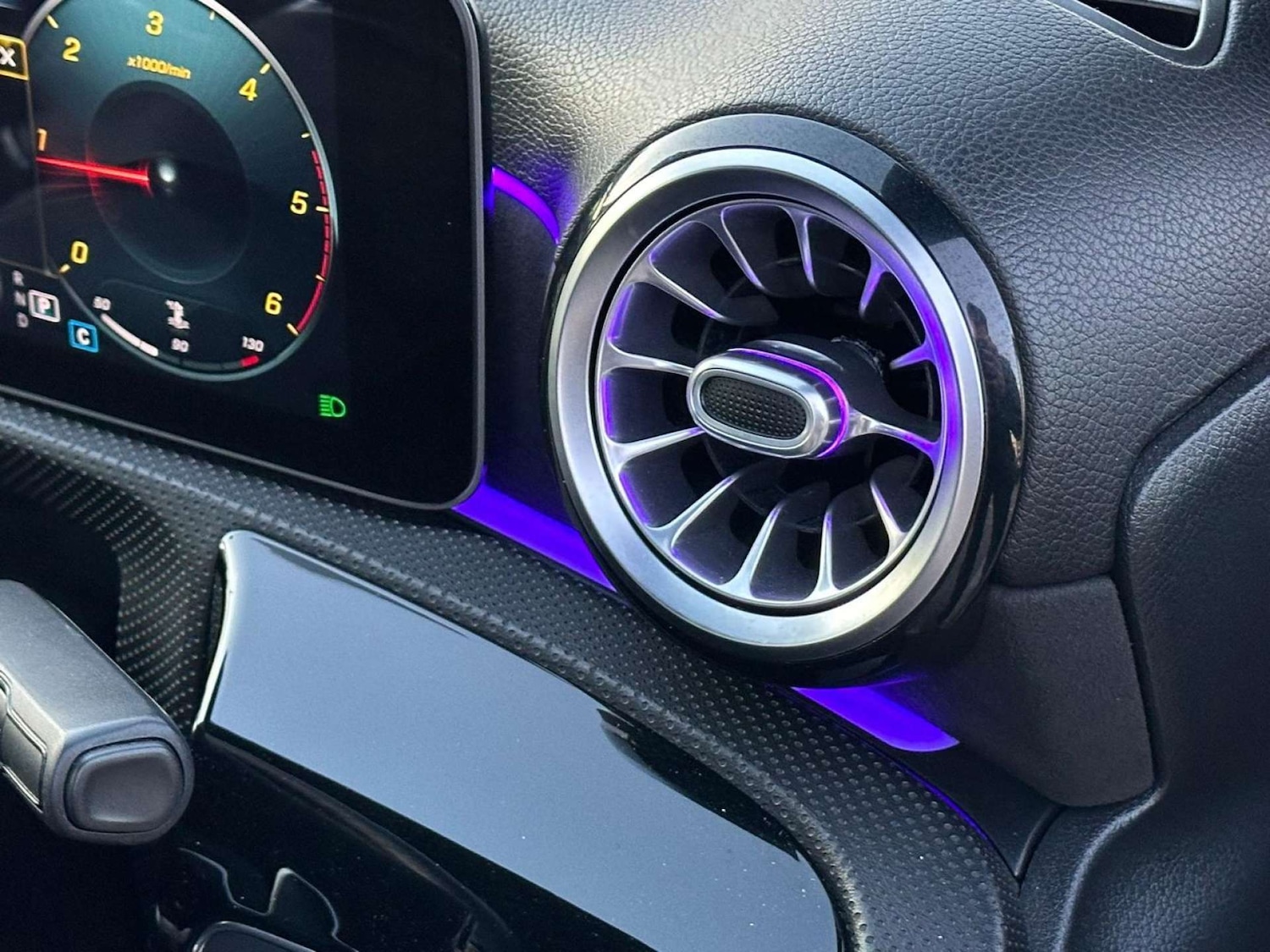 Used Mercedes-Benz A-Class 2019 for sale - 76896328: Photo 60