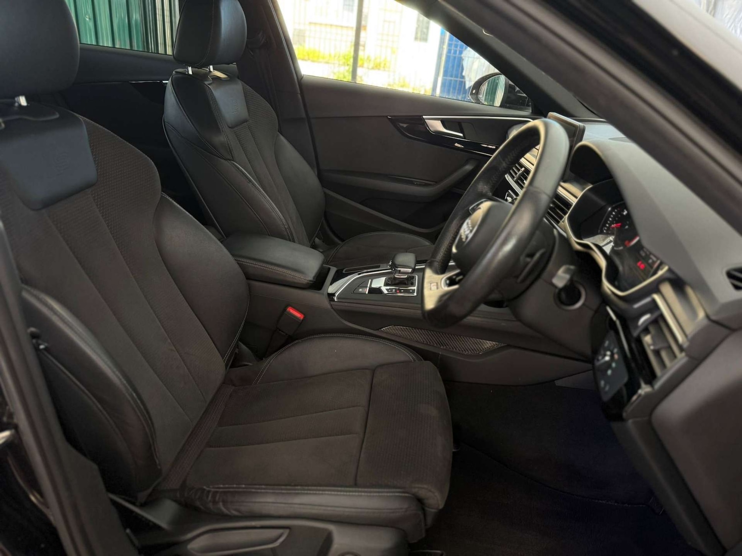 Used Audi A4 2017 for sale - 76896352: Photo 26