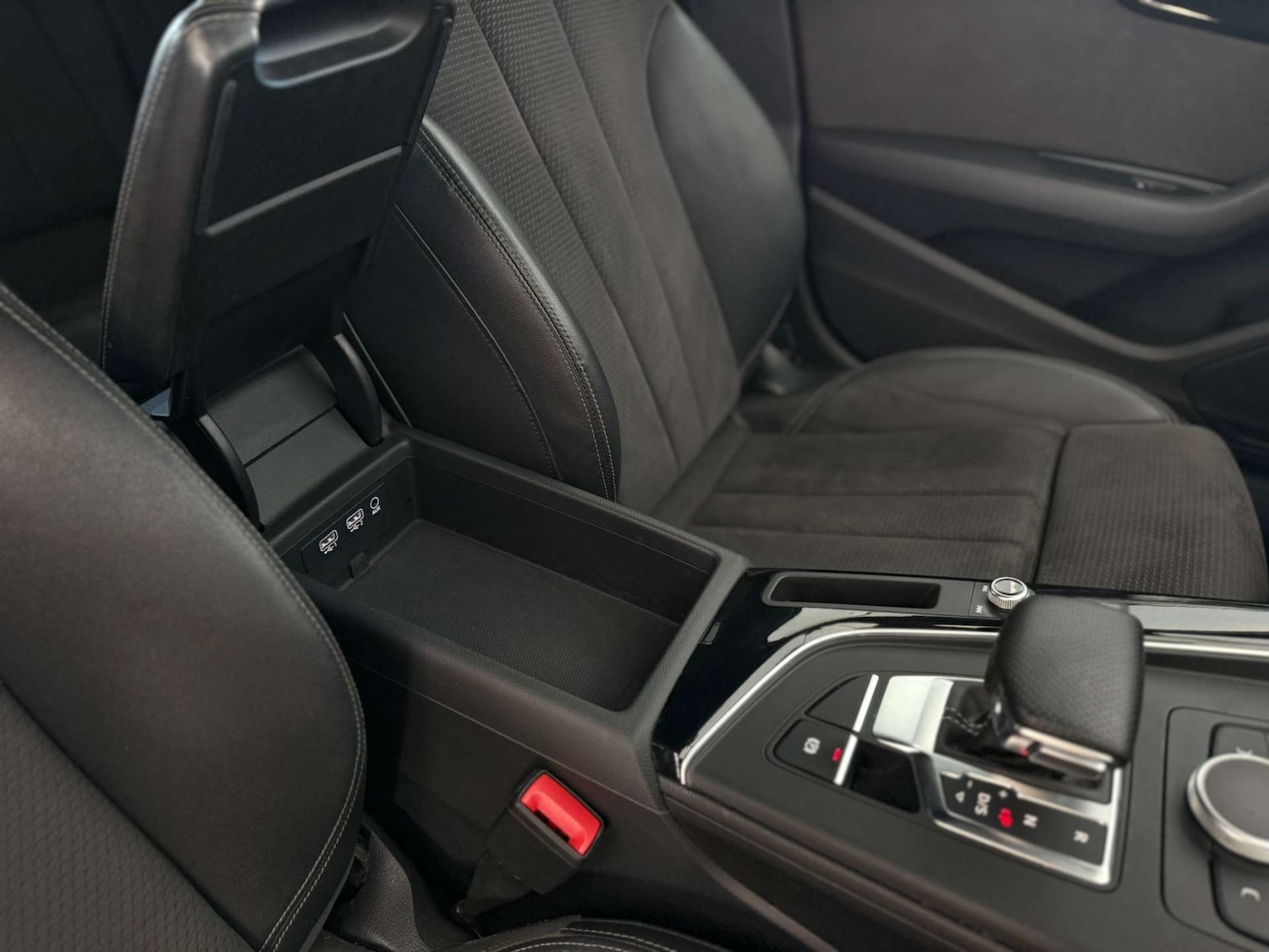 Used Audi A4 2017 for sale - 76896352: Photo 41