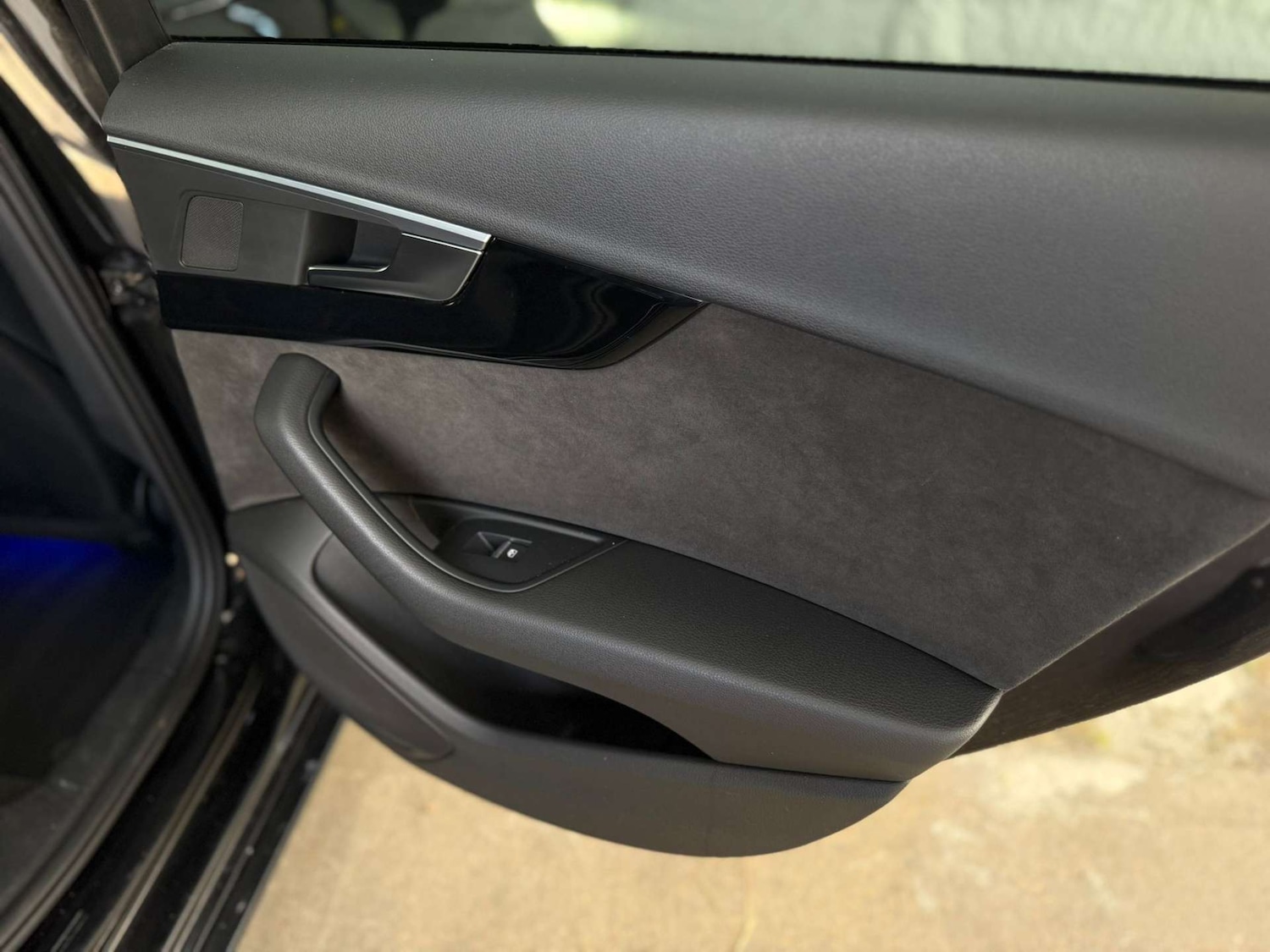 Used Audi A4 2017 for sale - 76896352: Photo 47