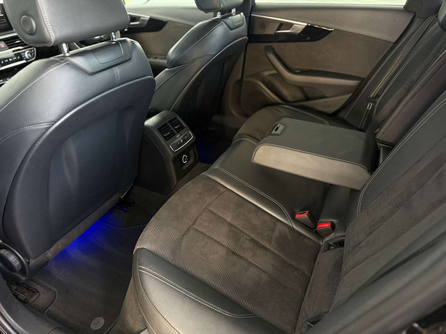 Used Audi A4 2017 for sale - 76896352: Photo 52