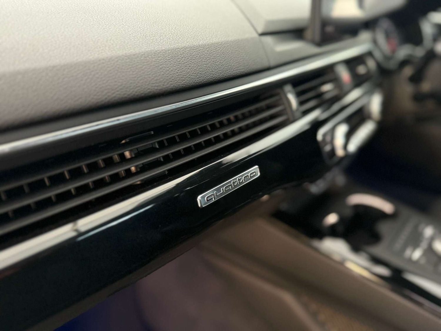 Used Audi A4 2017 for sale - 76896352: Photo 56