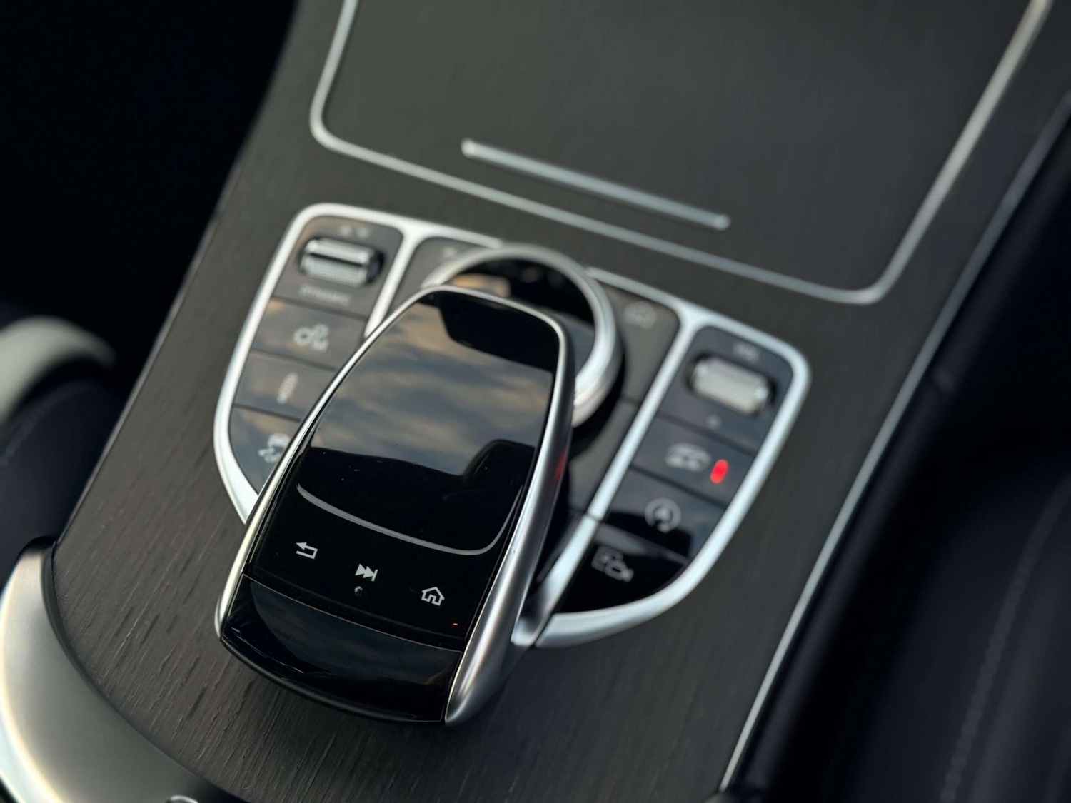 Used Mercedes-Benz C Class 2020 for sale - 76896317: Photo 23