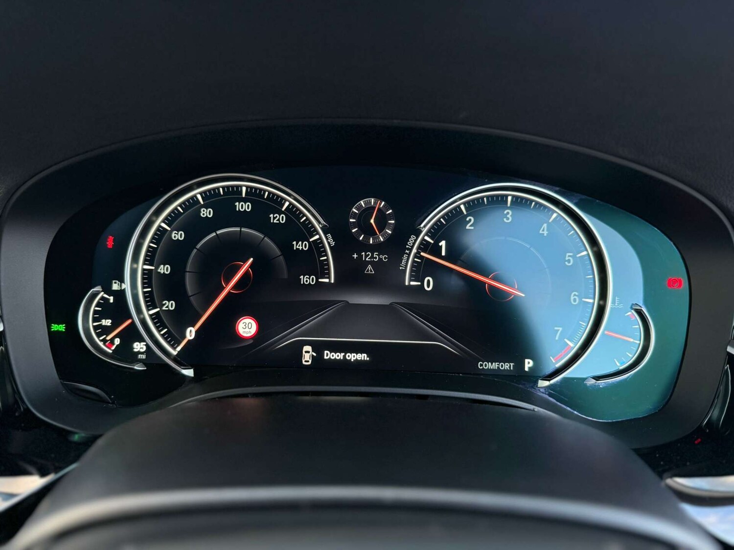 Used BMW 5 Series 2017 for sale - 76896331: Photo 32